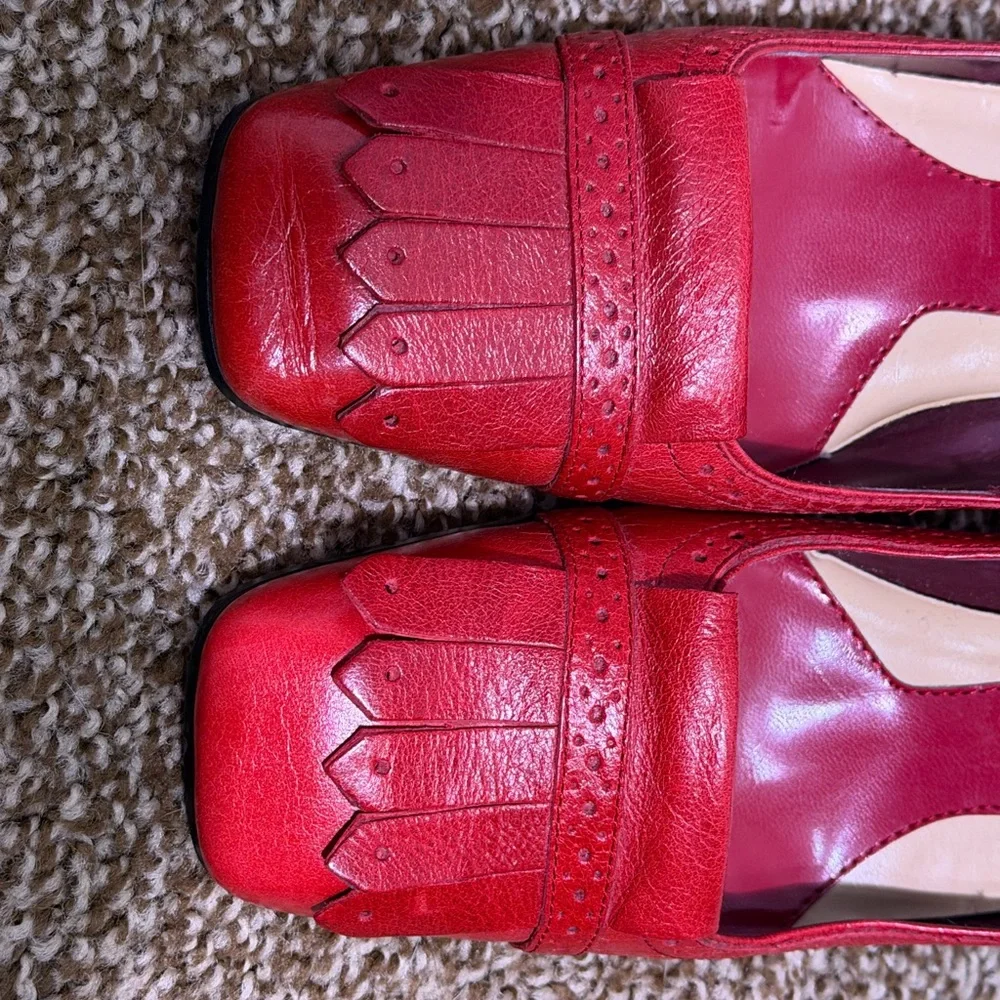 Naturalizer Red Leather Fringe Loafer Heels Pumps Women's Size 8 Brogue Detail - Picture 2 of 9
